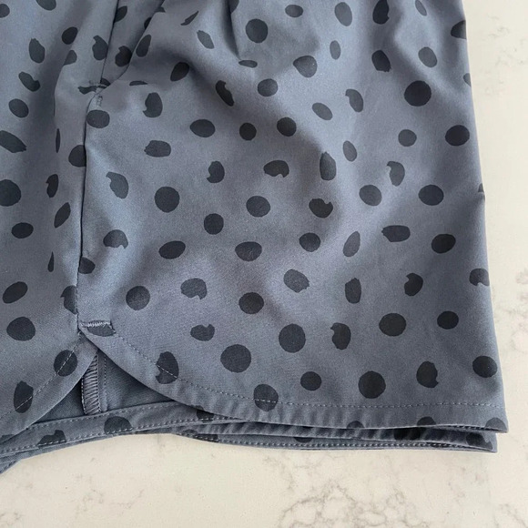 MEC Pull On Athletic Elasticized Waist Abstract Dot Print Shorts Grey+Black Sz M - Picture 3 of 9